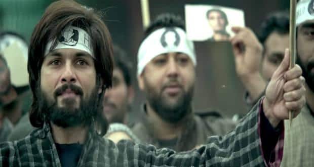 How to sport Shahid's 'Haider' looks 
