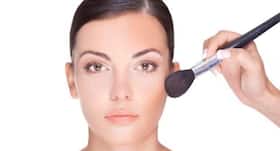 Trendy eye make-up colours for this season