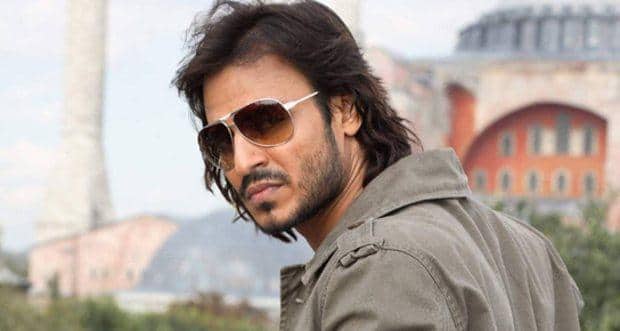 Vivek Oberoi donates blood 