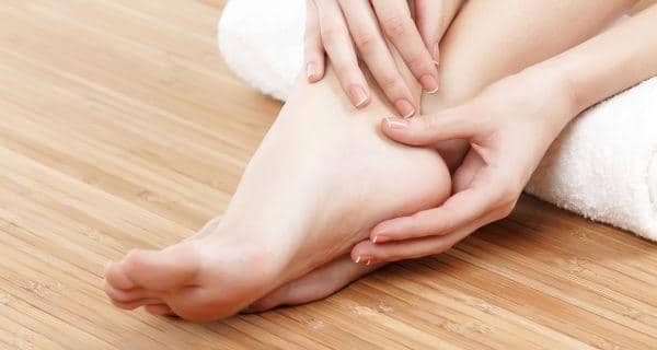 causes of burning sensation on the feet 