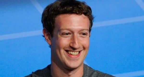 Facebook CEO Mark Zuckerberg in India--Talks about curing diseases in the long term