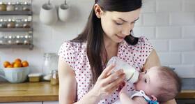 How to sterilise your baby’s feeding bottle in 5 easy steps