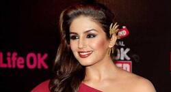 Huma Qureshi endorses Oriflame India's new cosmetics range