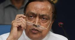 Senior Congress leader Murli Deora dies due to cancer