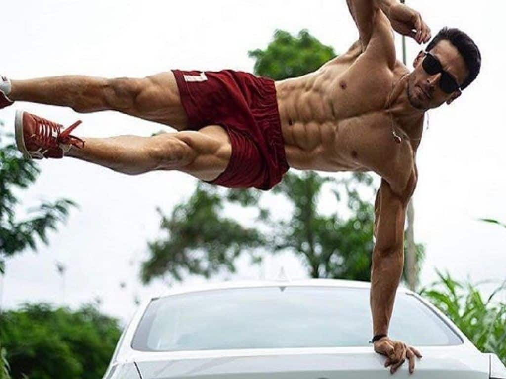 Tiger Shroff: The secret behind his sculpted body | TheHealthSite.com