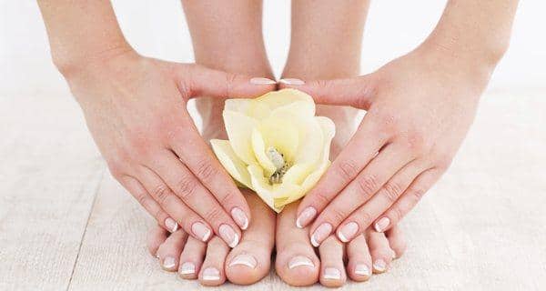 Beauty Tip #44 -- Strengthen brittle nails with almond oil |  