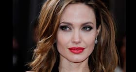 Get pout-worthy pink lips with these remedies and treatments