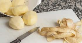 Get rid of your tan with natural potato peel bleach