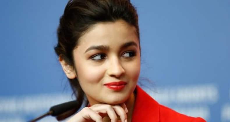 14 celebs who carry off the red lipstick look with oomph!