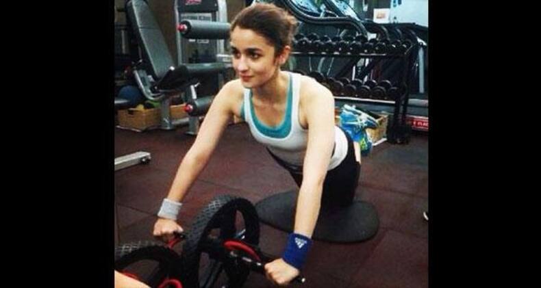 Best workout photos of Bollywood celebs on Instagram