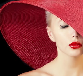 Fake or false eyelashes -- all you need to know