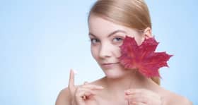 How to make a herbal face pack for dry skin at home