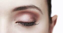 Natural Beauty Tip #4: Use castor oil to get long and thick eyelashes