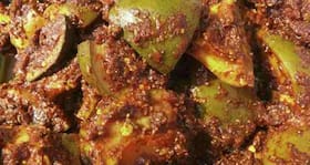 4 reasons why eating pickles in excess is bad for your health