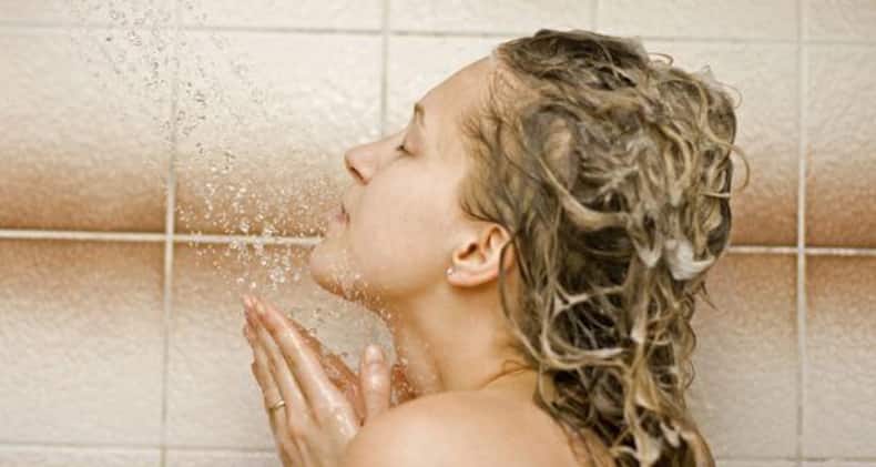 7 mistakes people with dry skin make (and how to avoid them)