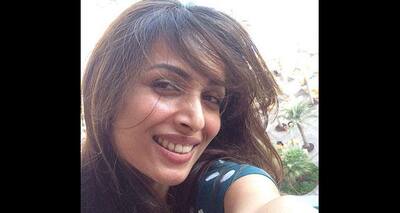 Know what no make-up days feel like!