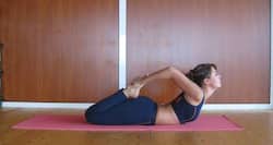 Bhekasana or frog pose -- A yoga asana to tone your hips and buttocks
