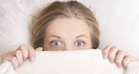6 natural ingredients to reduce under-eye dark circles