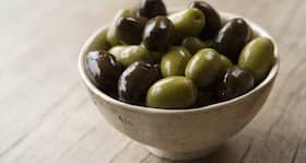 7 healthy reasons to eat more olives 7 healthy reasons to eat more olives