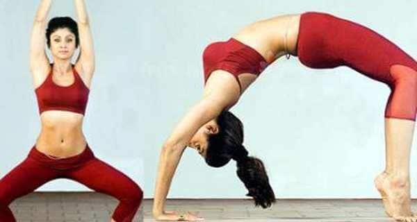 3 yoga asanas performed by Shilpa Shetty for flexibility | HealthShots