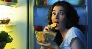 Tip: How to Fight Late-Night Cravings