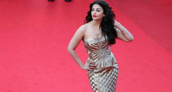 Aishwarya Rai is a remarkable hands-on mother says 'Jazbaa' director