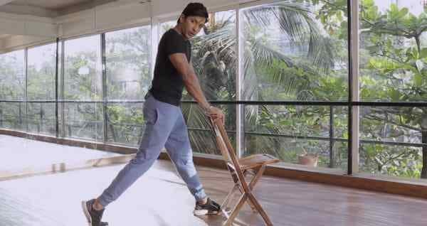 Do lunges, the right way with Terence Lewis 