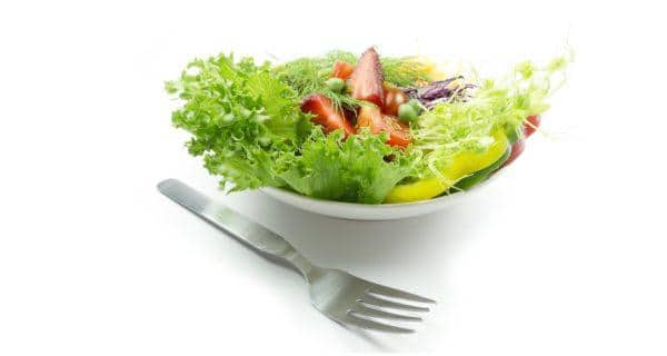 Healthy lettuce and strawberry salad for weight loss