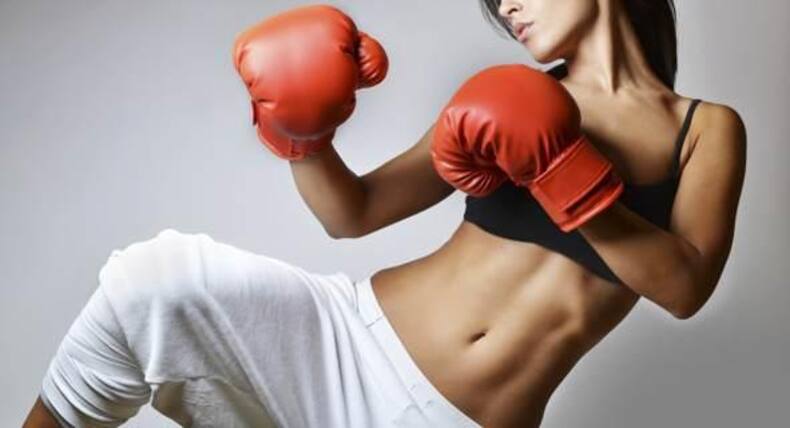 Kick and box your way to lose weight!