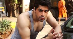 'Mauka Mauka' actor Vishal Malhotra shed 40 kg before his acting debut! (Exclusive)
