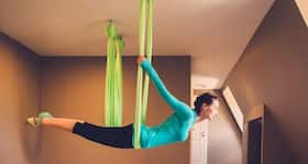 Aerial Yoga: सारा अली खान की फिटनेस, एरियल योग के हेल्दी फायदे