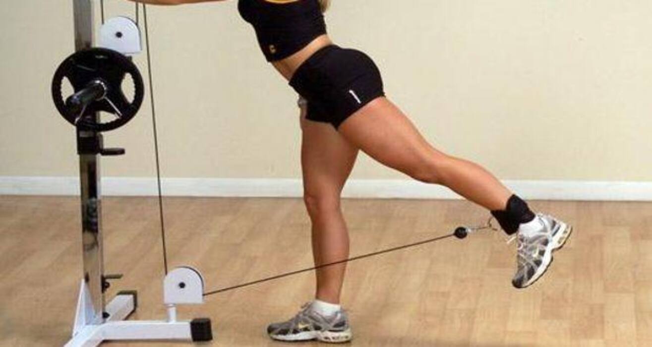 Get booty-licious with these 5 simple exercises
