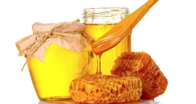 Remove blackheads naturally with these 6 kitchen ingredients