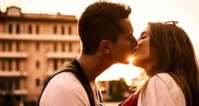 5 weird facts you didn't know about kissing