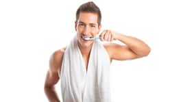 Pick the right toothbrush and toothpaste for sensitive teeth