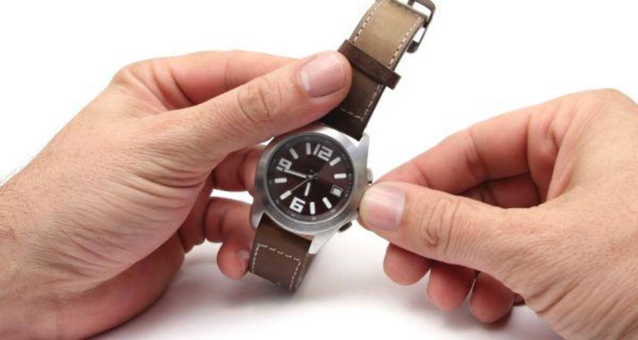 Jet lag no more! Stay right on the clock!