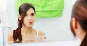 Mouthwashes for sensitive teeth -- what to look for