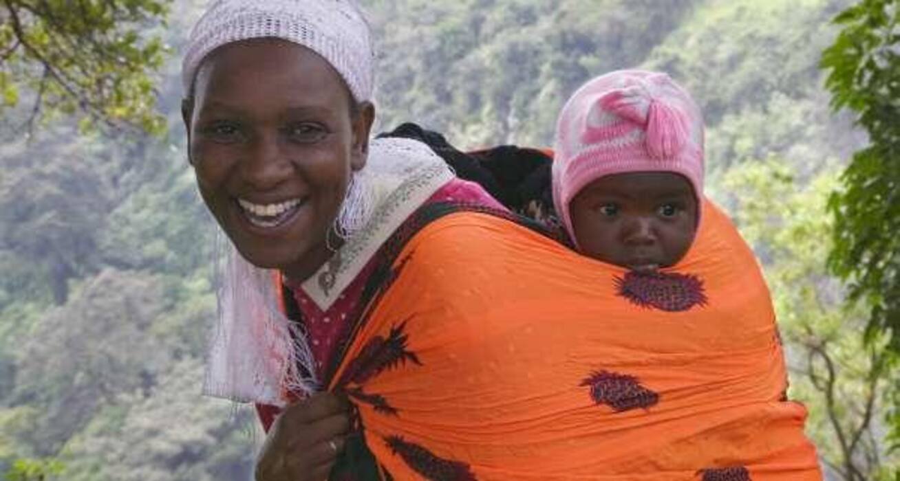 10 weird parenting practices across the globe that will surprise you!