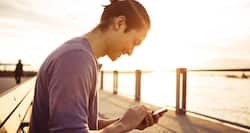 Why you should never text while walking