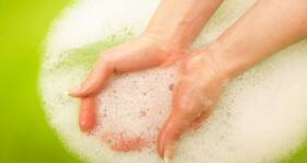 Don't sweat it, try these natural remedies for sweaty palms!
