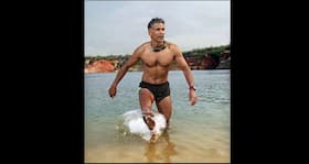 Celebrity Fitness: एक्टिव रहकर बन सकते हैं फिट, जानें मिलिंद सोमण के फिटनेस सीक्रेट्स Celebrity Fitness: एक्टिव रहकर बन सकते हैं फिट, जानें मिलिंद सोमण के फिटनेस सीक्रेट्स