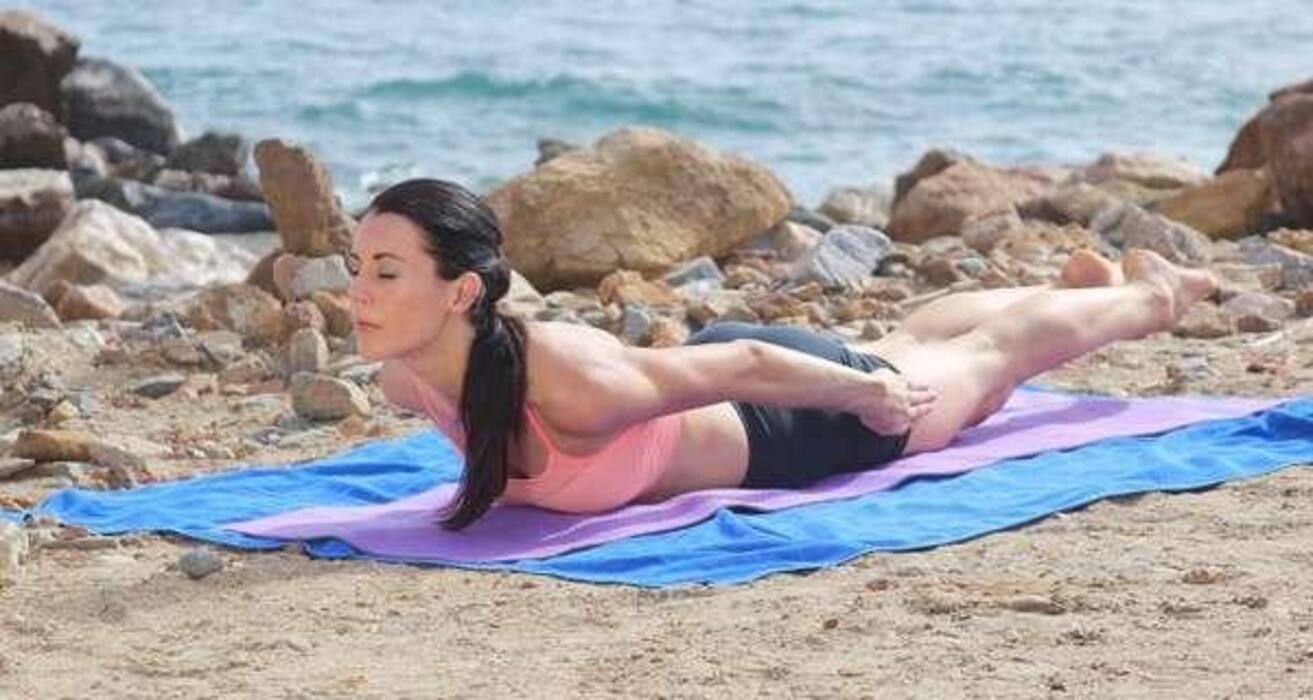 7 yoga poses to build muscle and tone your body at home