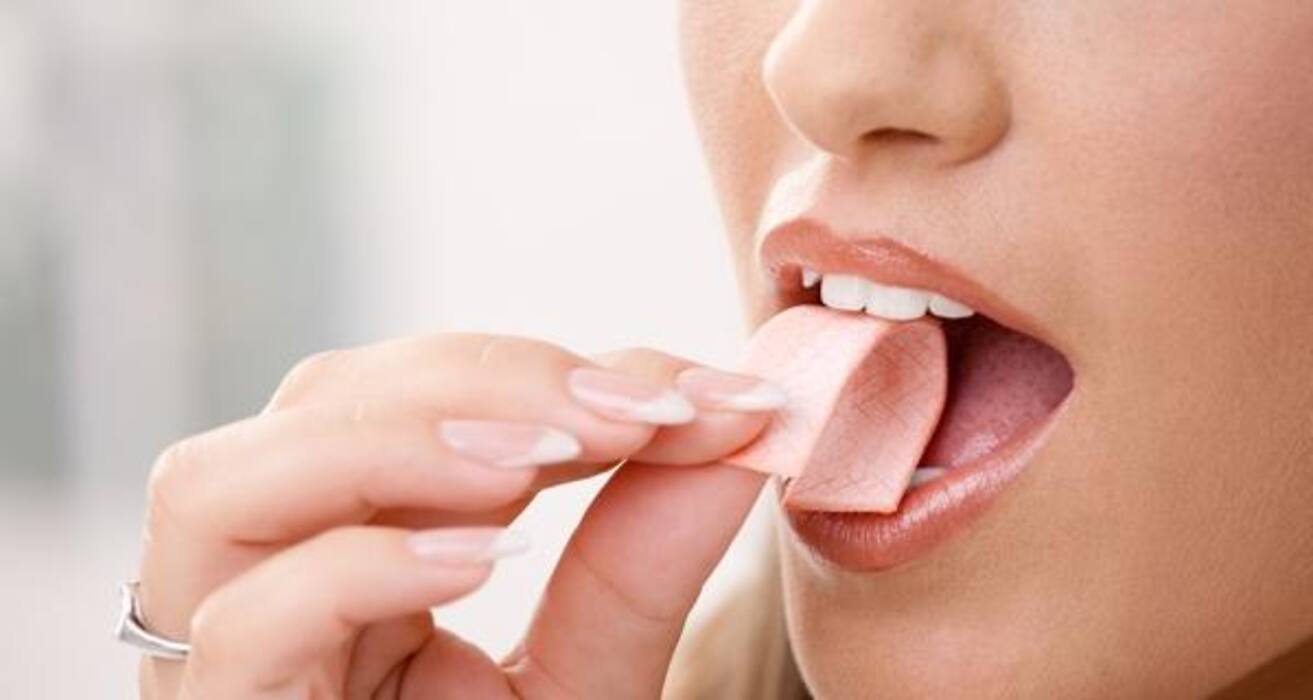 STOP nail biting with these 6 tricks