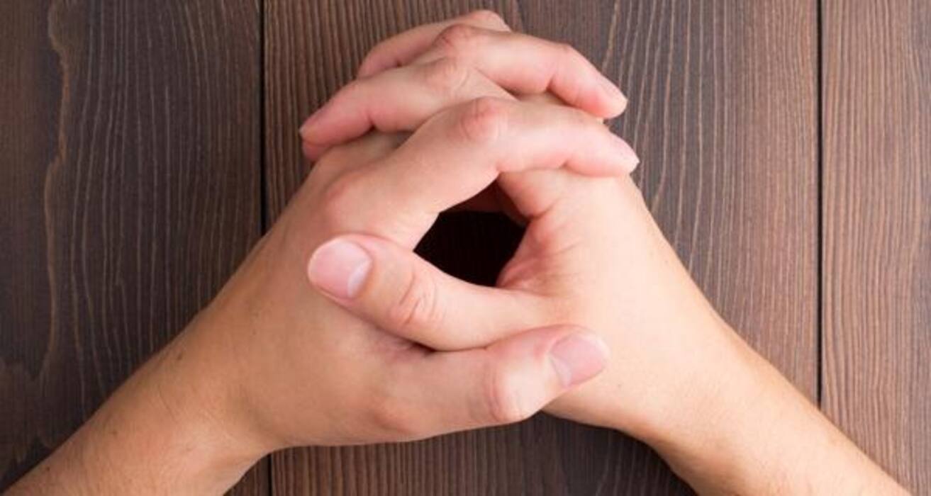 STOP nail biting with these 6 tricks