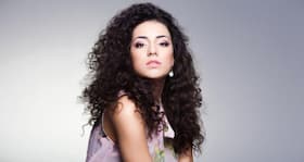 10 tried and tested curly hair hacks