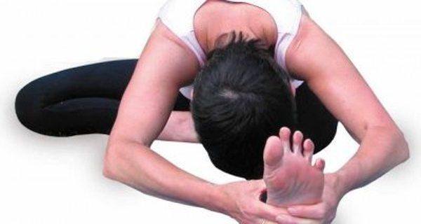 Digestive Trouble? 7 Ways Yoga Can Help - YogaUOnline
