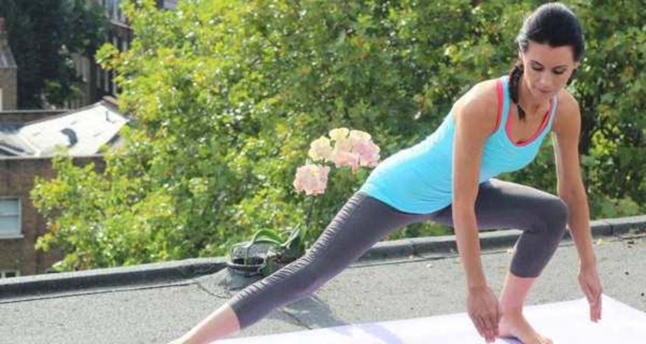 7 yoga poses to build muscle and tone your body at home