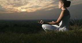 रिसर्चः मेडिटेशन और व्यायाम करने से PTSD की शिकार महिलाओं को होता है लाभ