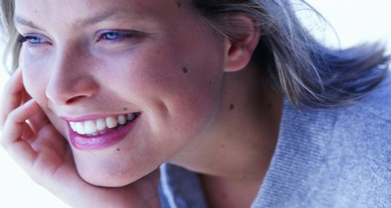 Compare your symptoms to these 10 common skin conditions