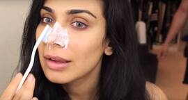 Use a toothbrush to quickly get rid of blackheads